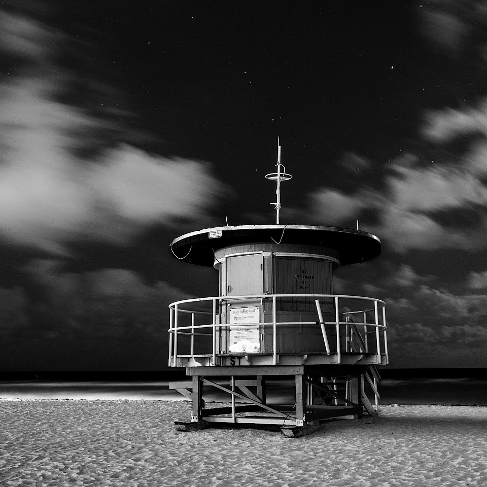 Christos Palios, Lifeguard House I, 2014
Archival pigment print, 40" x 40"
edition 2/5.
CP 07
Price Upon Request